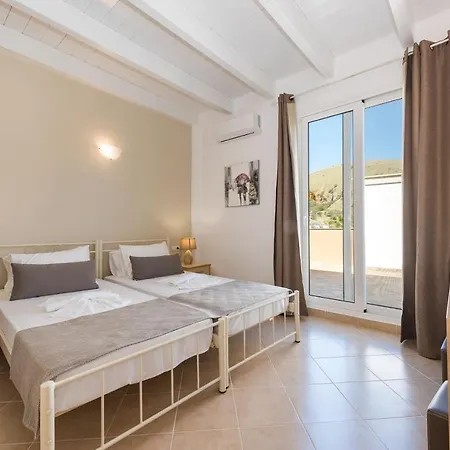 Astro- Less Than 5-min Walk To Kalivaki Villa Georgioupoli